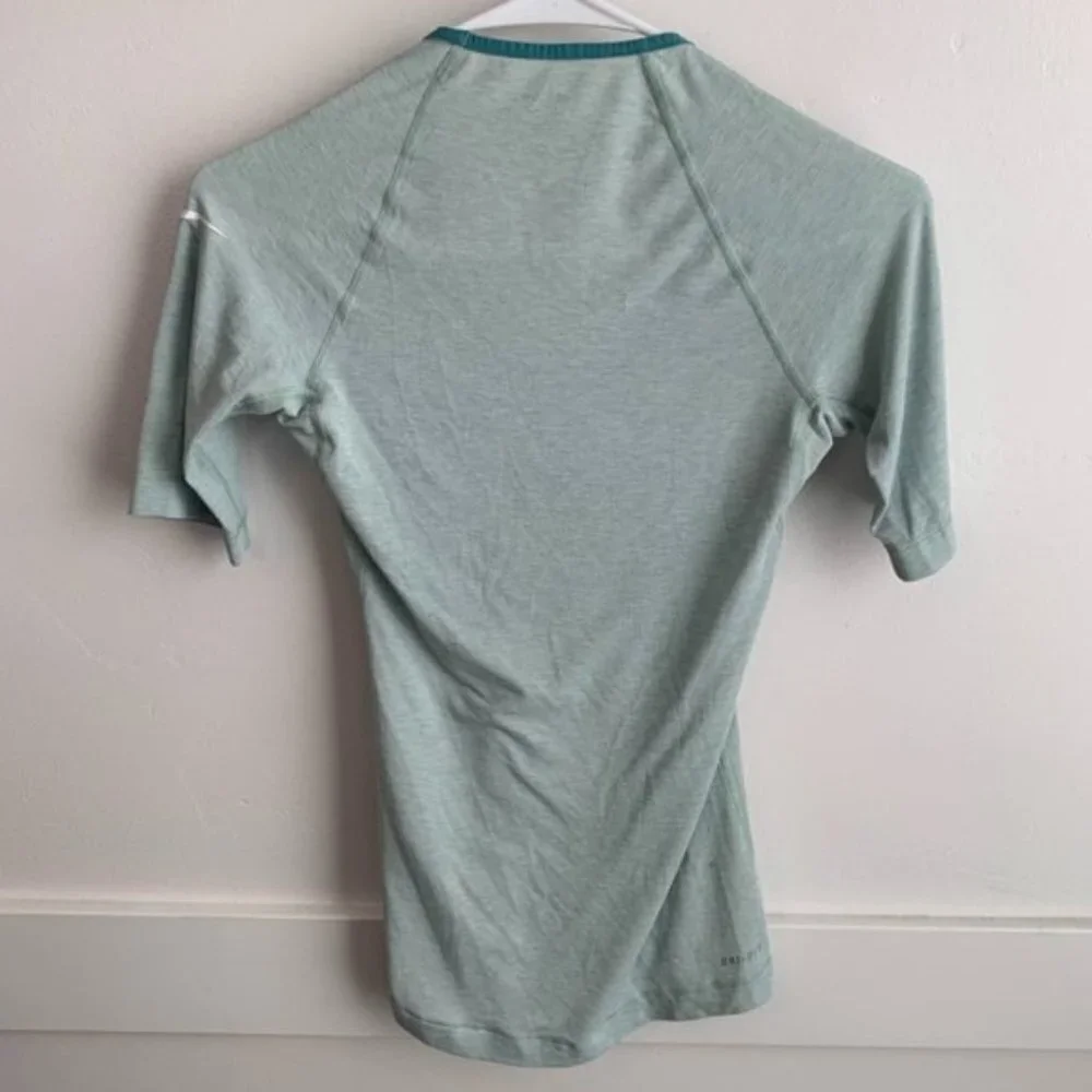 Nike Pro Heathered Mint Green Short Sleeve Shirt